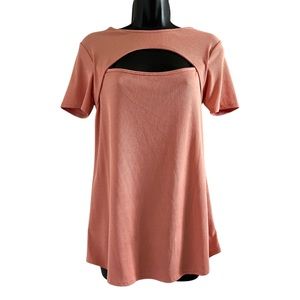 🛑2/$10🛑 BomBom Cutout Coral Top